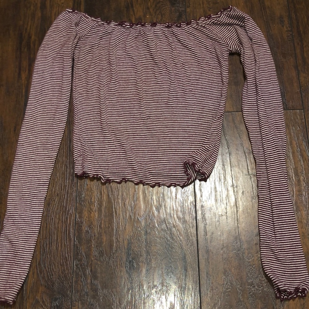 Forever 21 off the should long sleeve crop top